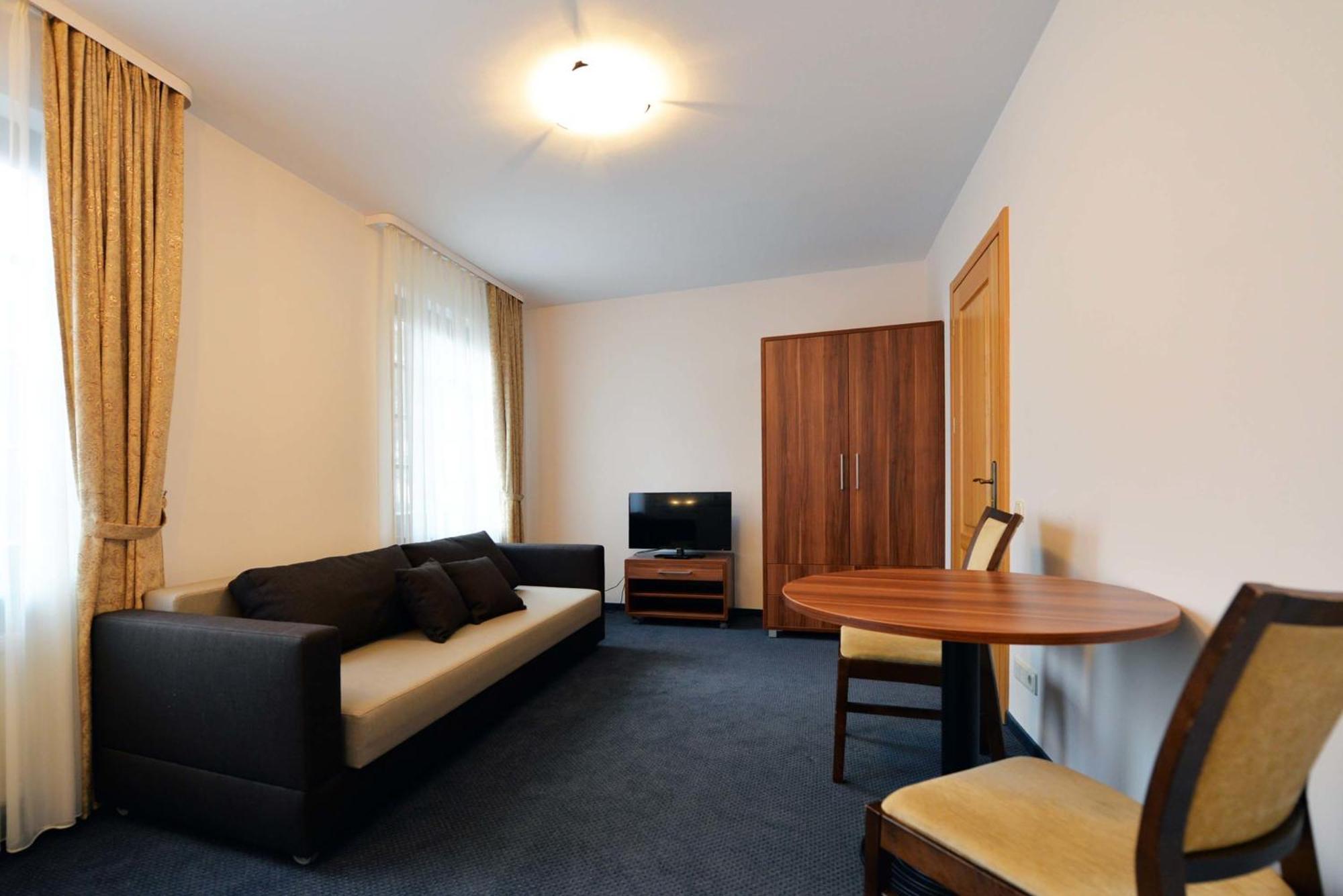 Guest House & Villa Astoma Palanga Room photo