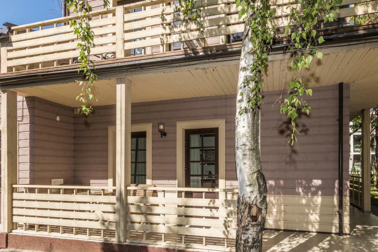 Guest House & Villa Astoma Palanga Exterior photo